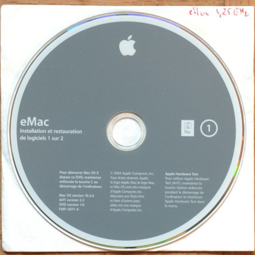 Apple Macintosh • eMac G4 • 1.25 GHz • Set d'installation • Install software • OSX 10.3.4 • Français