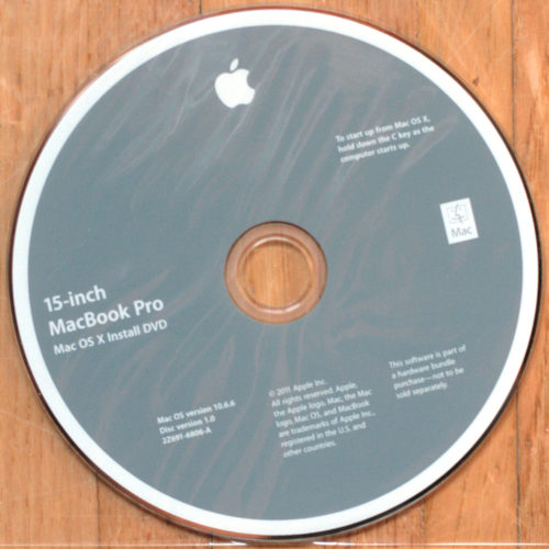 Apple Macintosh • MacBook Pro • 15" • Intel Core I7 • 2011 • Set d'installation • Install software • OSX 10.6.6 • Snow Leopard Software