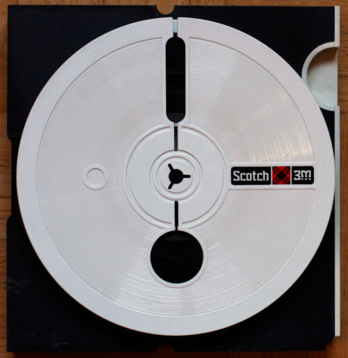 Scotch • Bande magnétique avec boîtier • Magnetonband • Magnetic tape with box • Ø 13 cm • Occasion