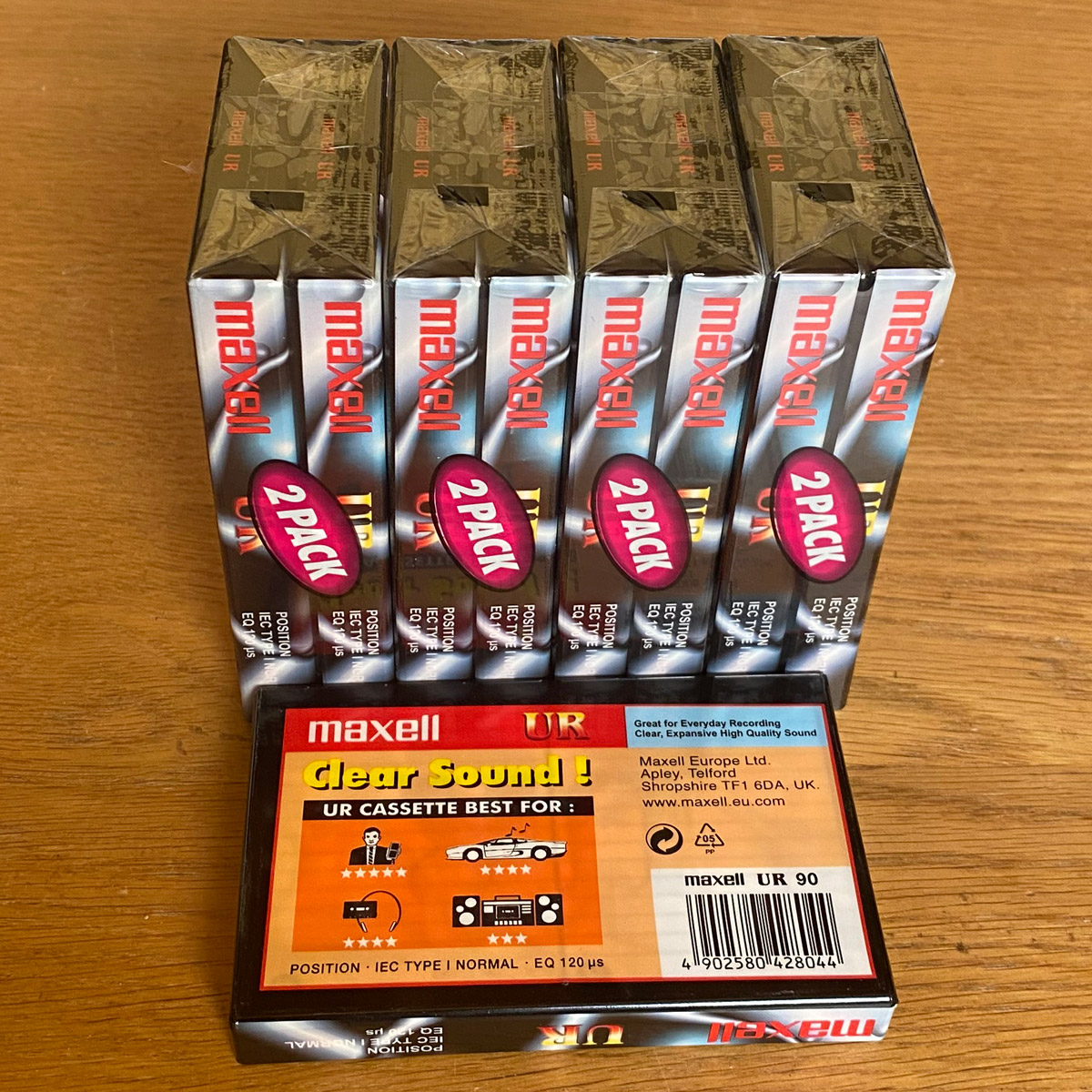 Maxell UR 90 • IEC I/Type I • Normal Position • Lot de 9 cassettes audio • Set of 9 audio cassettes • Neuves et scellées • New and sealed