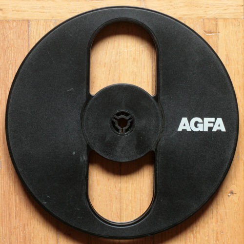 Agfa • Bobine vide • Tonbandleerspule • Empty reel • Ø 18 cm
