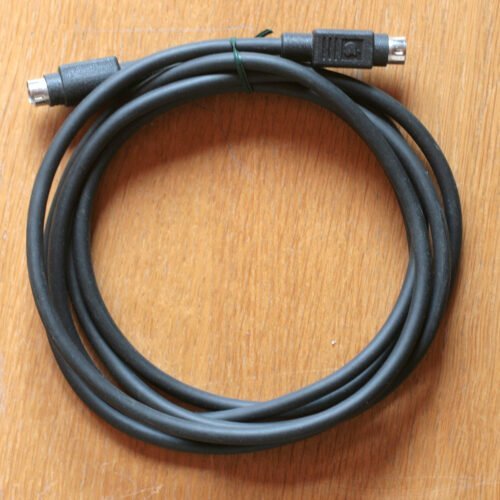 Apple Macintosh • Câble série • 2 m • Noir • Mini Din mâle 8 pin vers mini Din mâle 8 pin • 590-0977