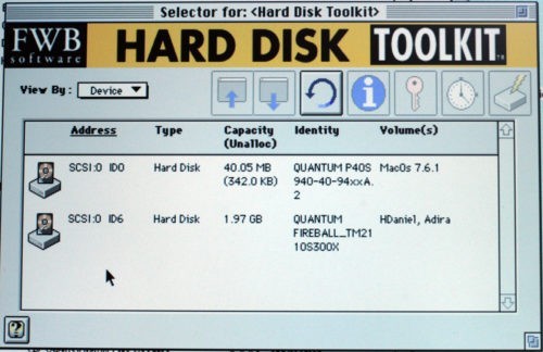 Conner • Apple Macintosh • Disque dur • Hard drive • CP3040A • 3.5” • 40 Mo • SCSI • 3550 r.p.m.