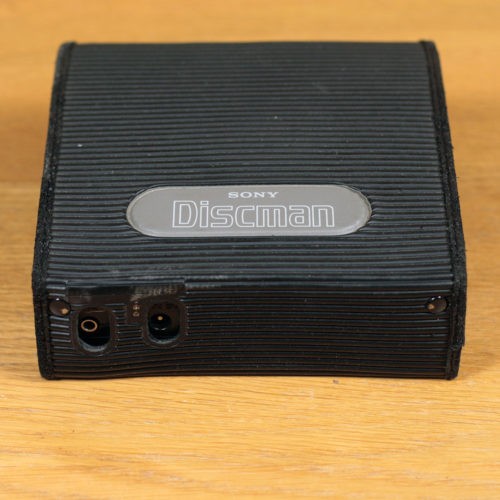 Sony • Discman • D-50 MKII • Lecteur CD portable • Portable CD-player • 1986 • En panne • A réviser