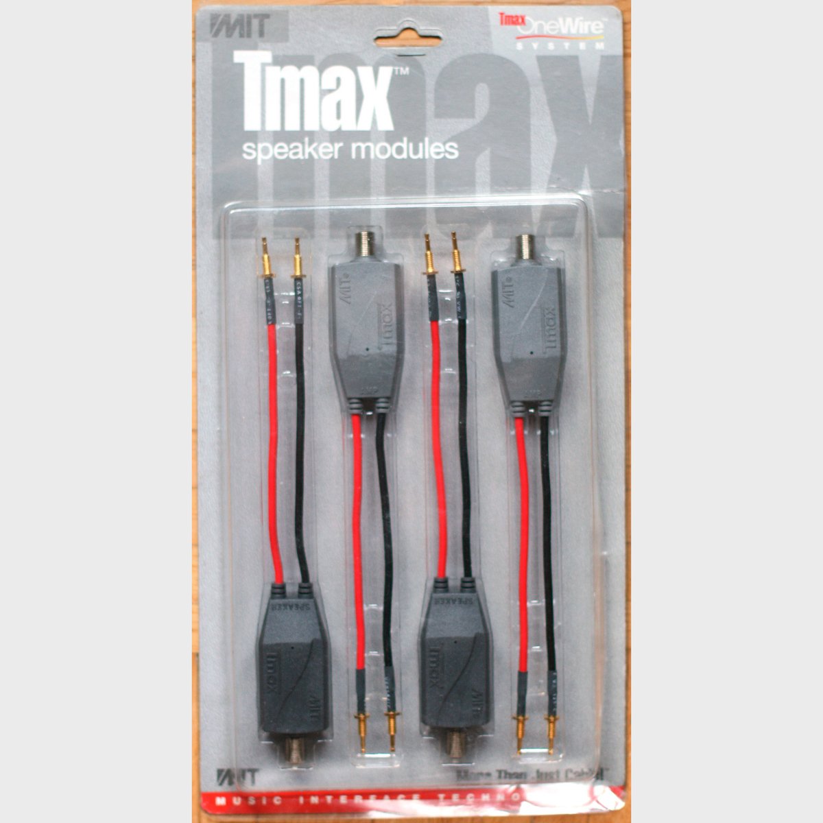 MIT • Tmax • OneWire System • Coax-to-speaker cable conversion module • New