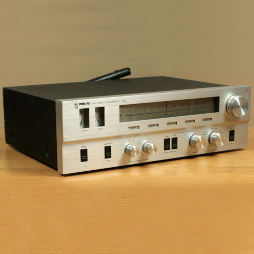 Philips • AH 673 • Tuner Stereo AM/FM • High Fidelity Laboratories • 1978 • Pour pièces ou à réparer • For parts or to repair