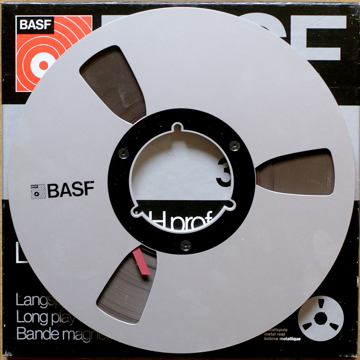 BASF LPR 35 • Bande magnétique avec bobine métallique • Sound recording tape with metal reel • Tonband mit Metallspule • Ø 26.5 cm • NAB • Occasion • Used