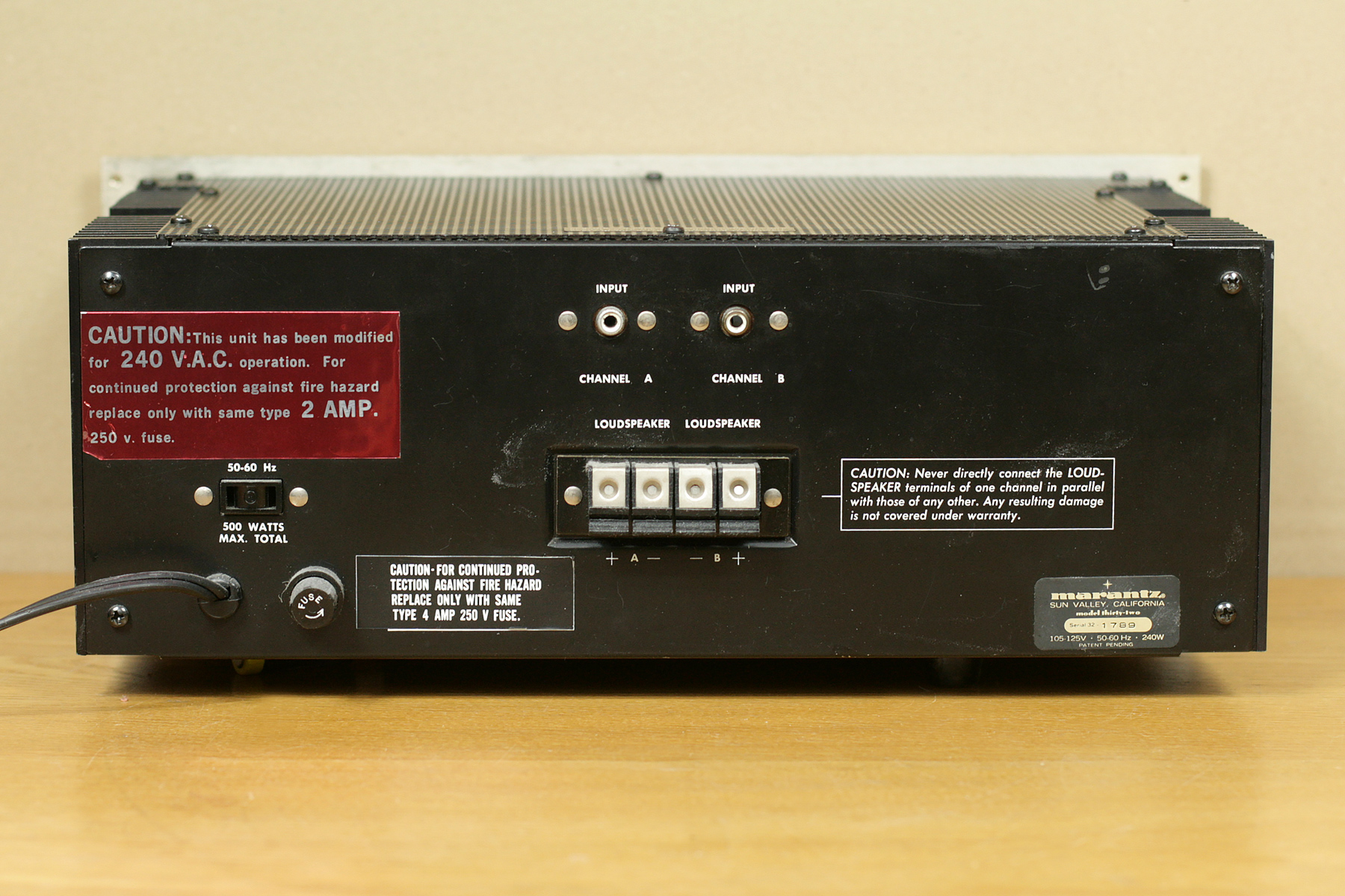 Marantz 32 • Stereo power amplifier