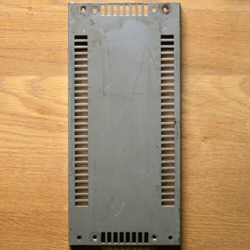 Quad 303 • Amplificateur • Power amplifier • Plaque de fond originale • Original bottom baseplate • AC67 • Quad M11821 A • Spare part