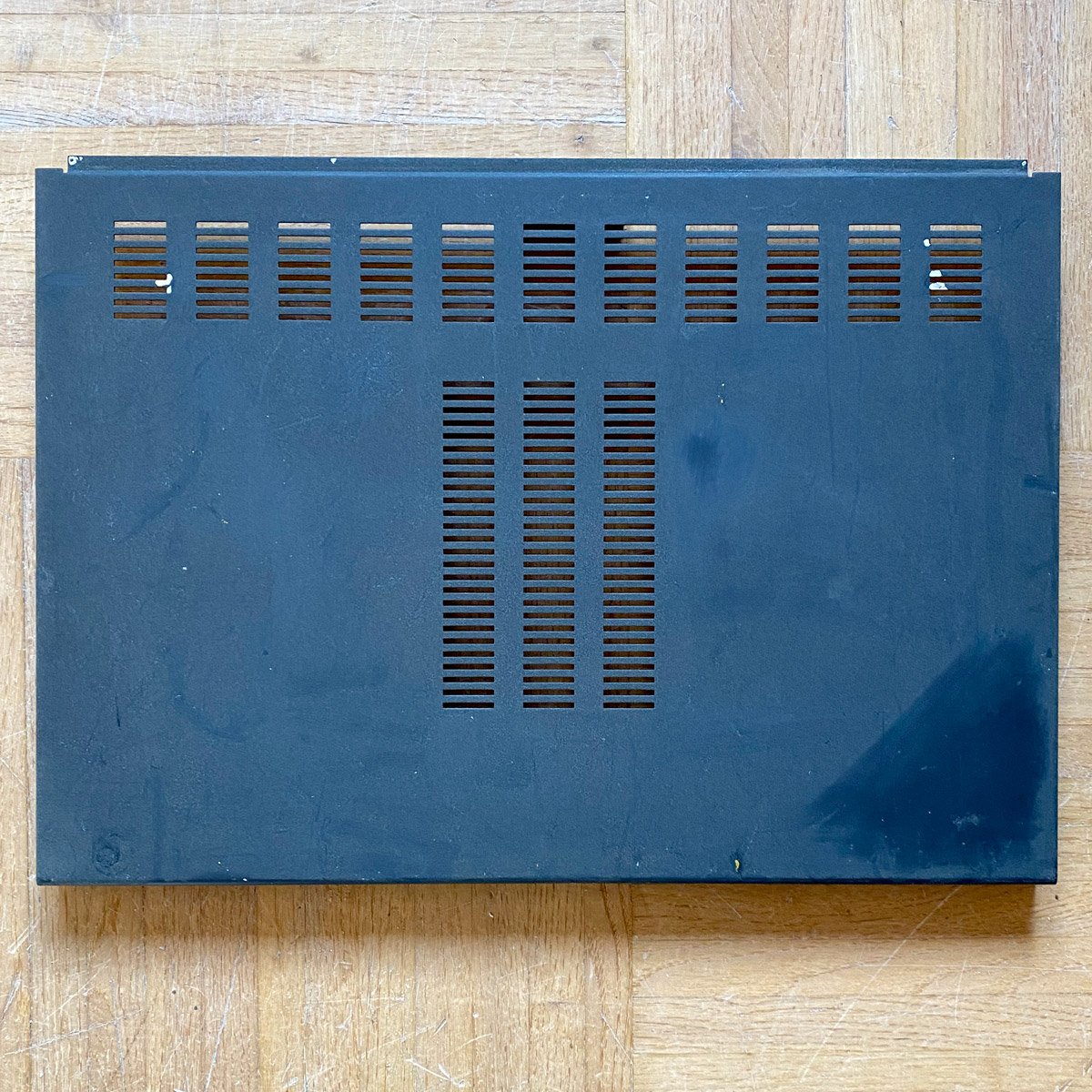 Revox • Tuner B760 • Couvercle (plaque supérieure) • Cover plate • Deckblech • Studer/Revox 1.166.185.00 • Spare part