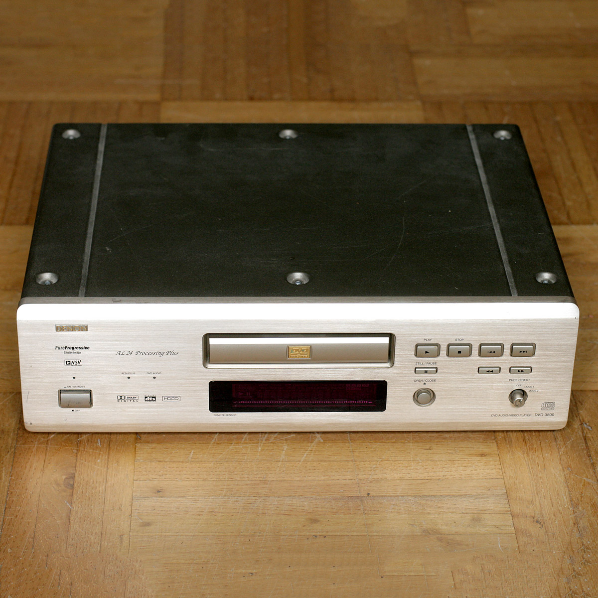 Denon • DVD 3800 • Lecteur audio-vidéo DVD/CD • Pour pièces ou à réparer • DVD/CD audio-video player • For parts or repair