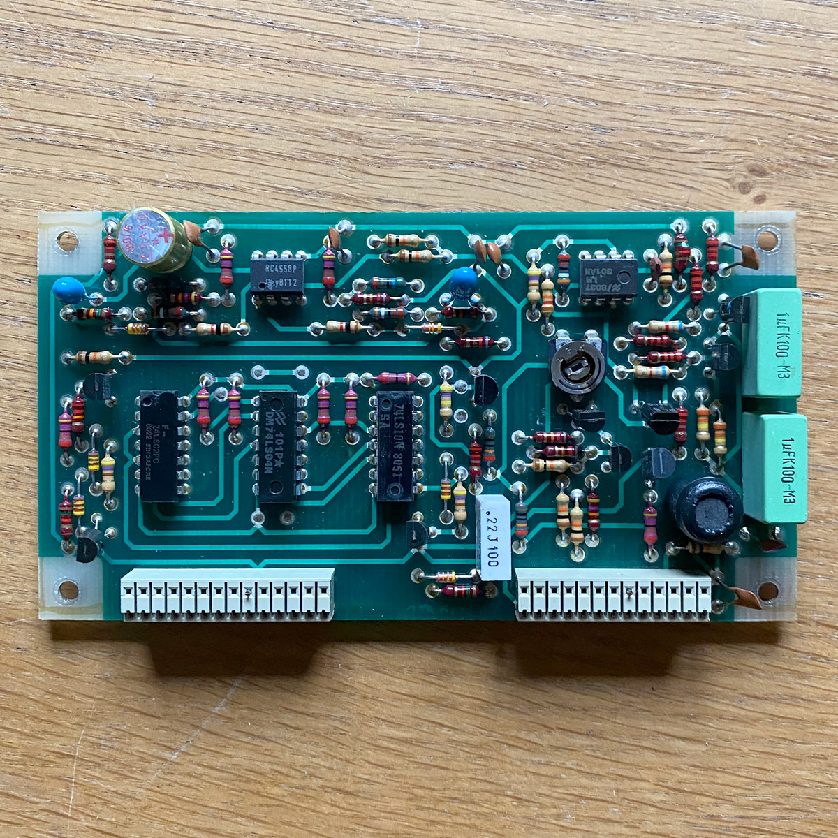 Revox • Tuner B760 • Logic Board • Studer/Revox 1.166.180-11 • Circuit imprimé • Printed circuit board • Spare part