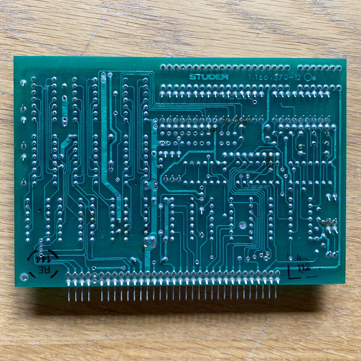 Revox • Tuner B760 • Frequency memory • Studer/Revox 1.166.370-12 • Circuit imprimé • Printed circuit board • Spare part