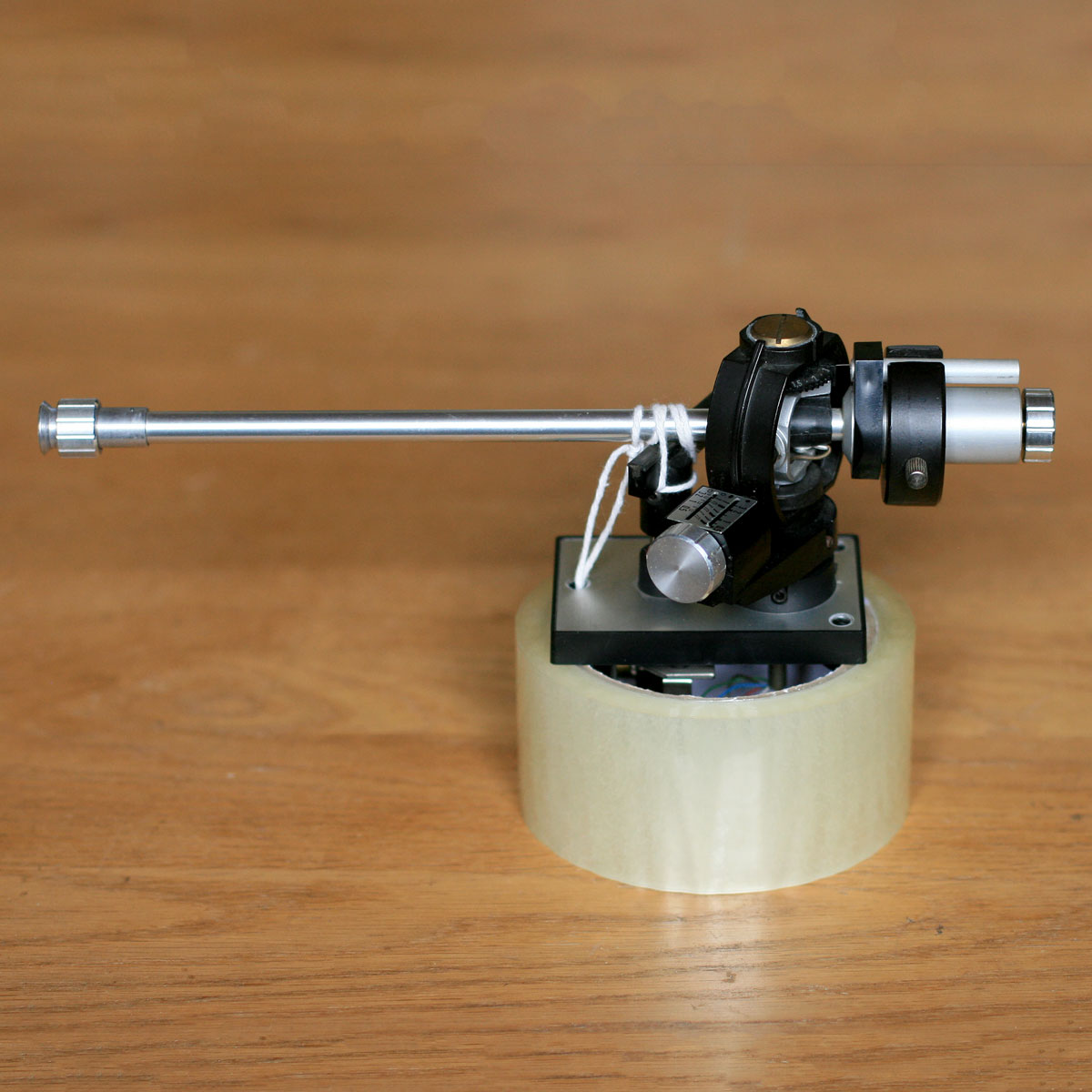 Thorens • TP-16 MKI • TD 125 MKII – TD 126 MKI – TD 145 MKI – TD 160 MKI • Bras avec contrepoids et lift • Tonearm with counterweight and lift • Tonarm mit Gegengewicht und lift • Occasion