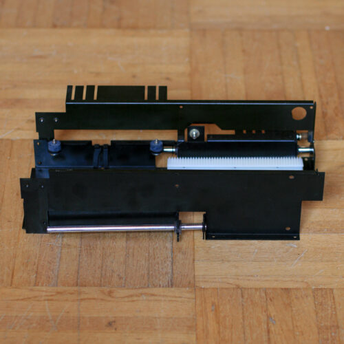 Revox • Lecteur CD • CD-player • B225 • Tiroir + crémaillère + supports + guides • Drawer + toothed rack + holders + guide rods • Studer/Revox 1.769.100-41 • Spare part