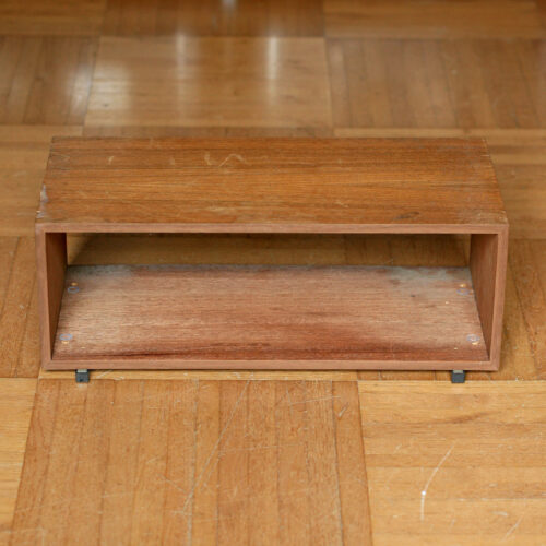 Revox • Tuner A76 • Coffret en bois (noyer) • Walnut case (cabinet) • Holzgehäuse (Nussbaum) • Spare part