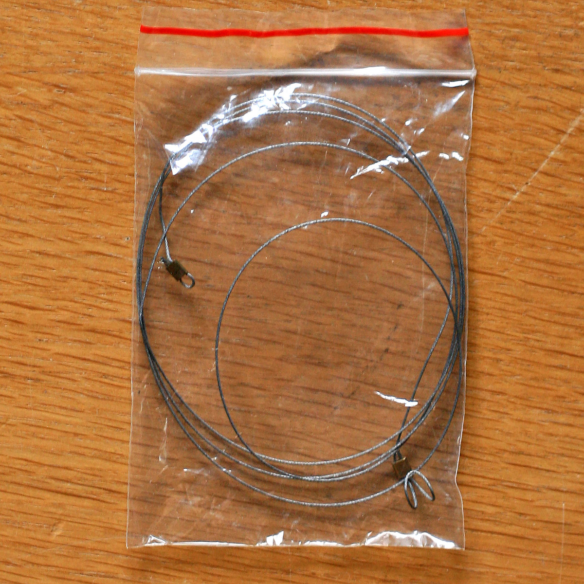 Revox • Tuner A76 • Cordelette en acier d'origine • Original steel cord • Originale Stahlsaite • Studer/Revox 1.076.xxx.xx • Spare part