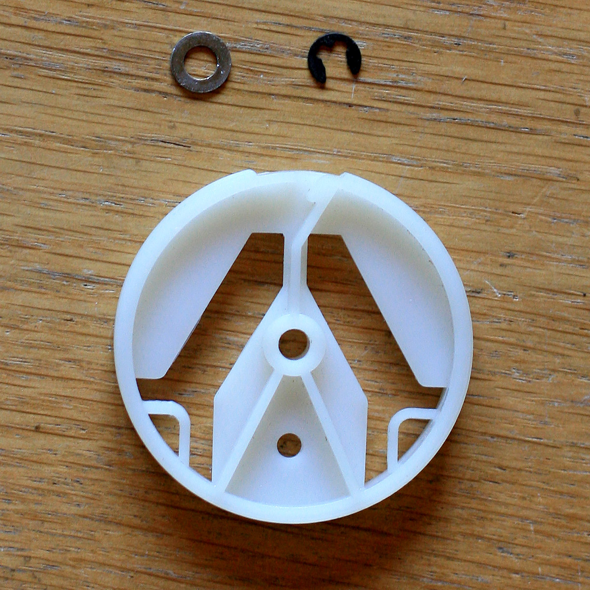 Revox • Tuner A76 • Poulie pour cordelette d'affichage • Pulley for dial cord • Rolle für Anzeige-Saite • Studer/Revox 1.076.xxx.xx • Spare part