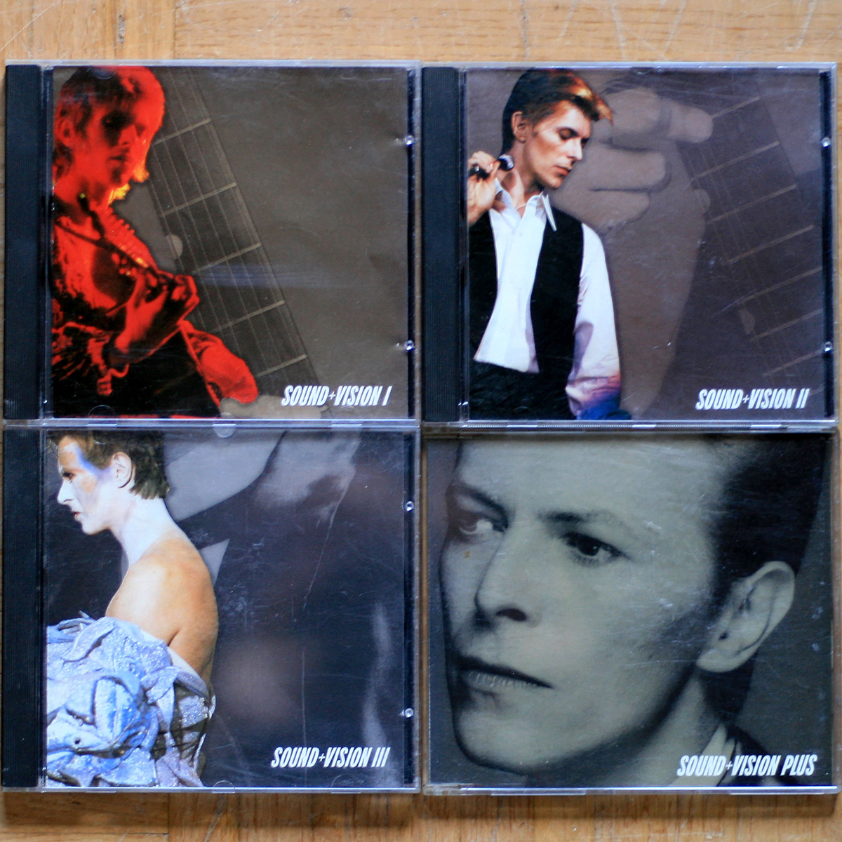 David Bowie • Sound + Vision • 3 CD + 1 CDV (5"/EP/NTSC) • Rykodisc RCD 90120/21/22 • No booklet • No box