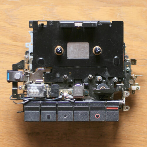 Sony • Stereo cassette recorder TC-D5M • Mécanisme de lecture/enregistrement/effacement • Read/write/erase mechanism • Spare part