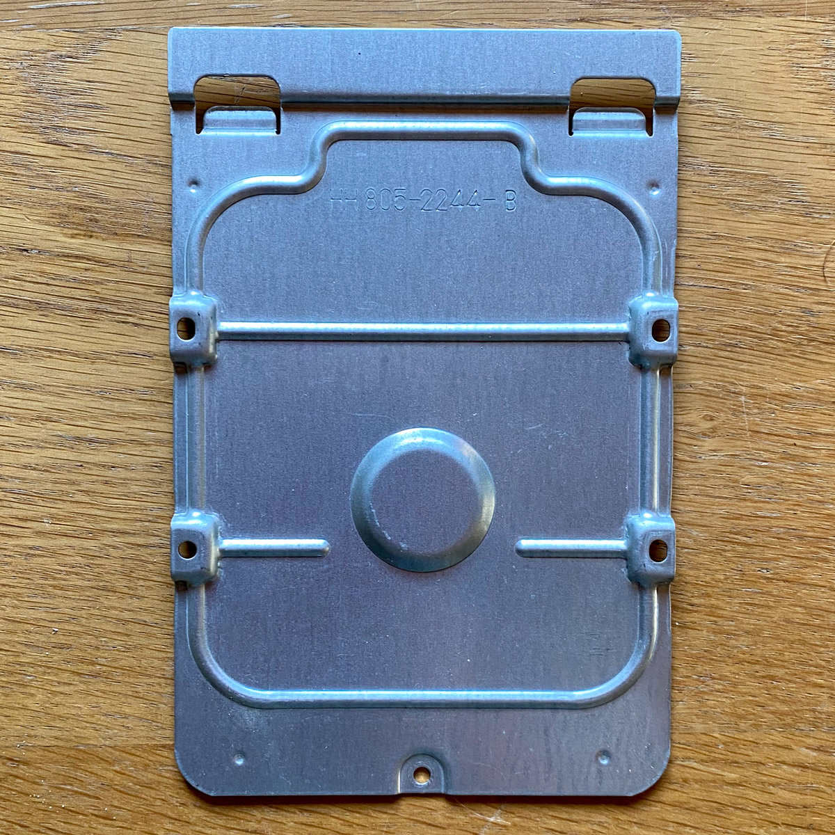 Apple Macintosh • PowerMac G4 • Support disque dur • Hard drive mounting bracket • Part # HH 805-2244-B