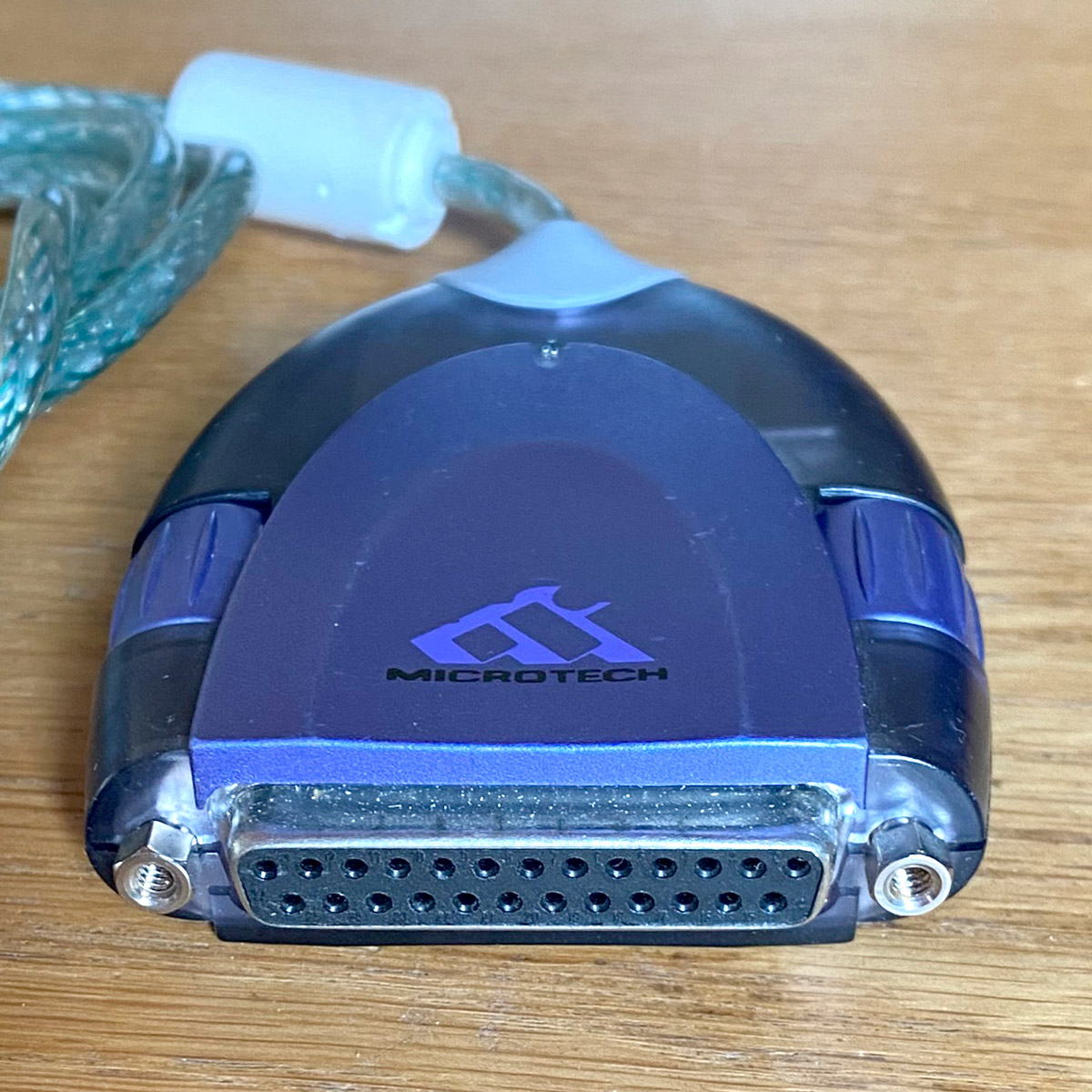 Microtech • USB-SCSI-DB25 • Adaptateur USB vers SCSI DB25F • USB to DB25F SCSI converter • Occasion • Used
