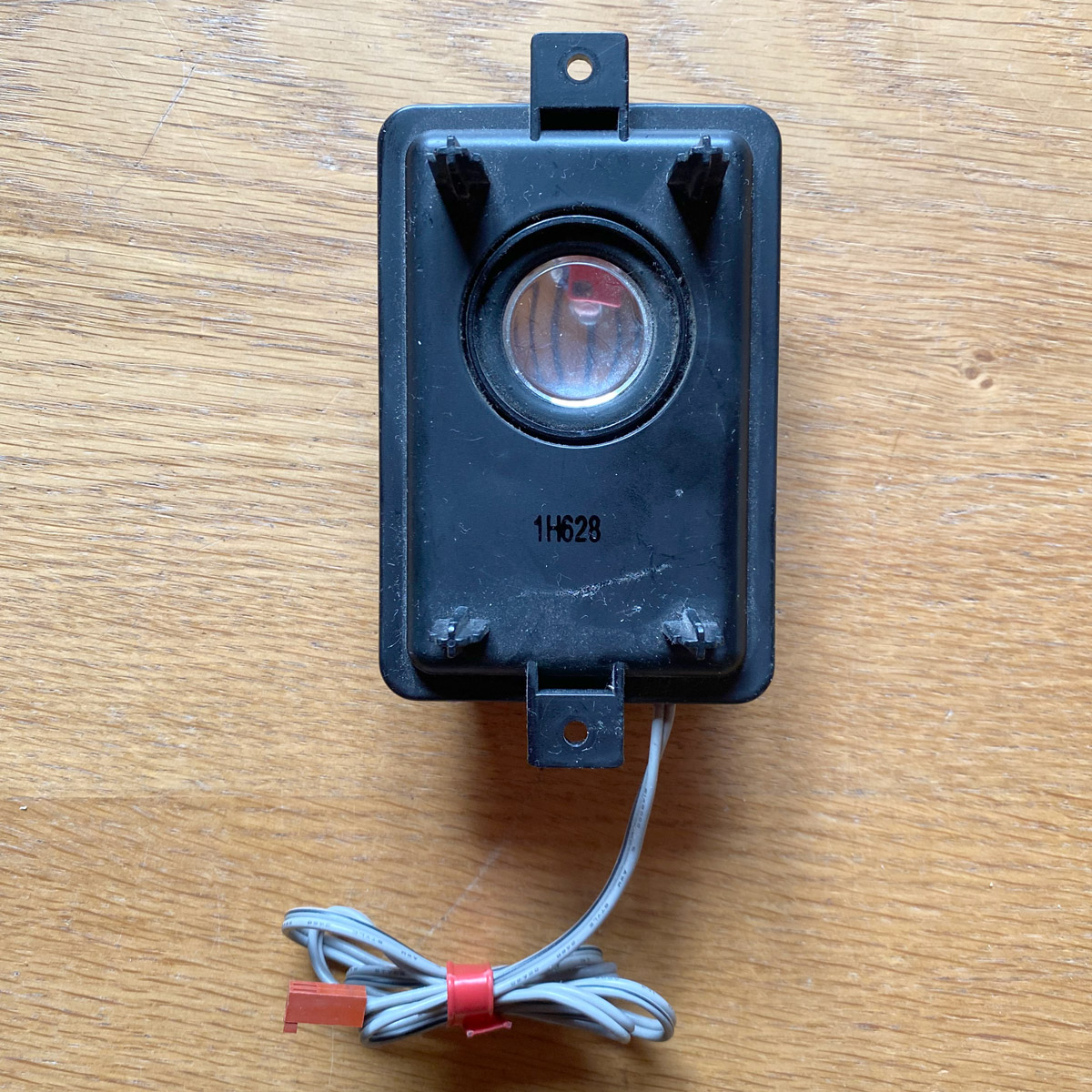 Apple Macintosh • PowerMac G4 • Haut-parleur interne • Internal loudspeaker • Part # 922-4560